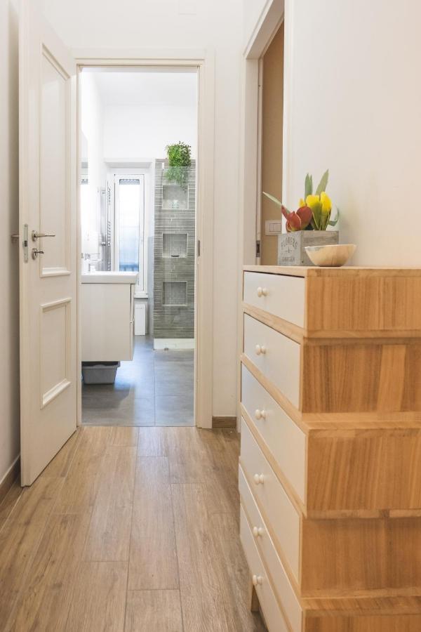 Cozy Flat With Terrace At Trastevere Train Station Appartamento