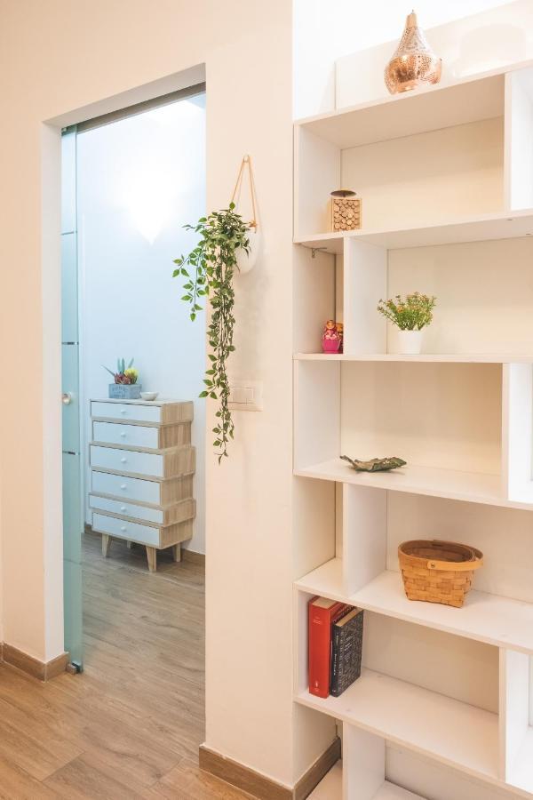 Cozy Flat With Terrace At Trastevere Train Station Appartamento