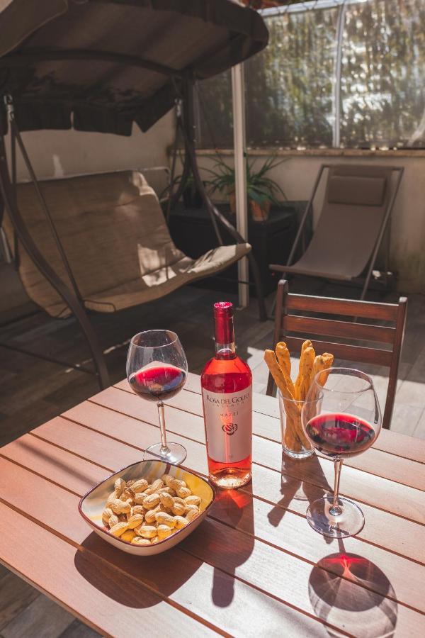 Cozy Flat With Terrace At Trastevere Train Station Appartamento *