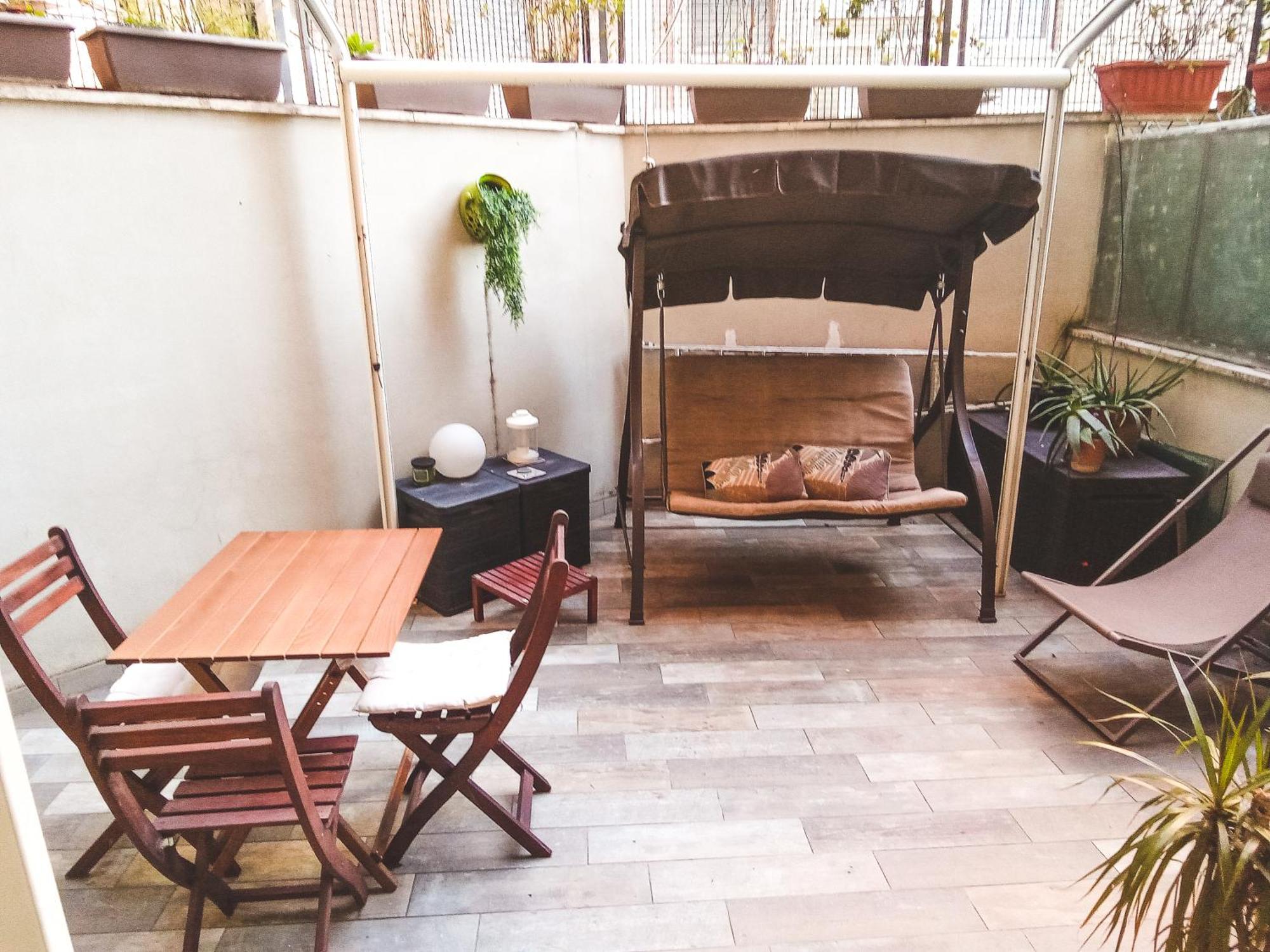 Cozy Flat With Terrace At Trastevere Train Station Appartamento